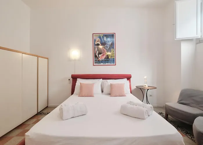 דירה Termini Station 10 Minutes - Free Wi-fi & Netflix רומא